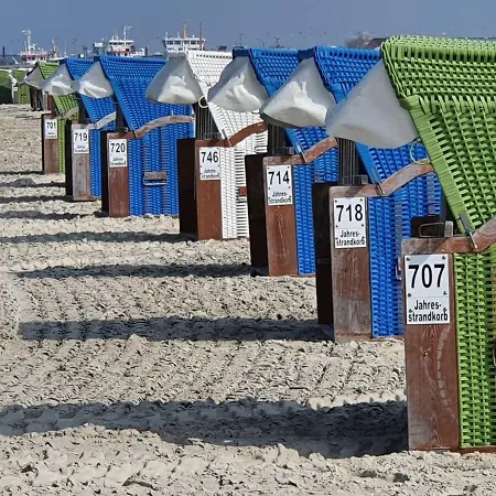 Zum Kleinen Leuchtturm Krummhörn