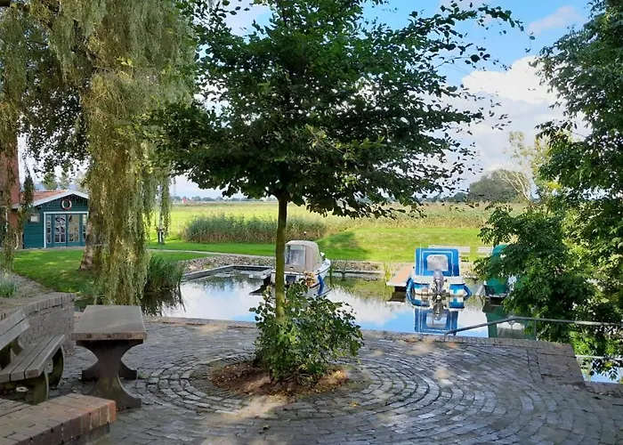 Zum Kleinen Leuchtturm * Krummhörn